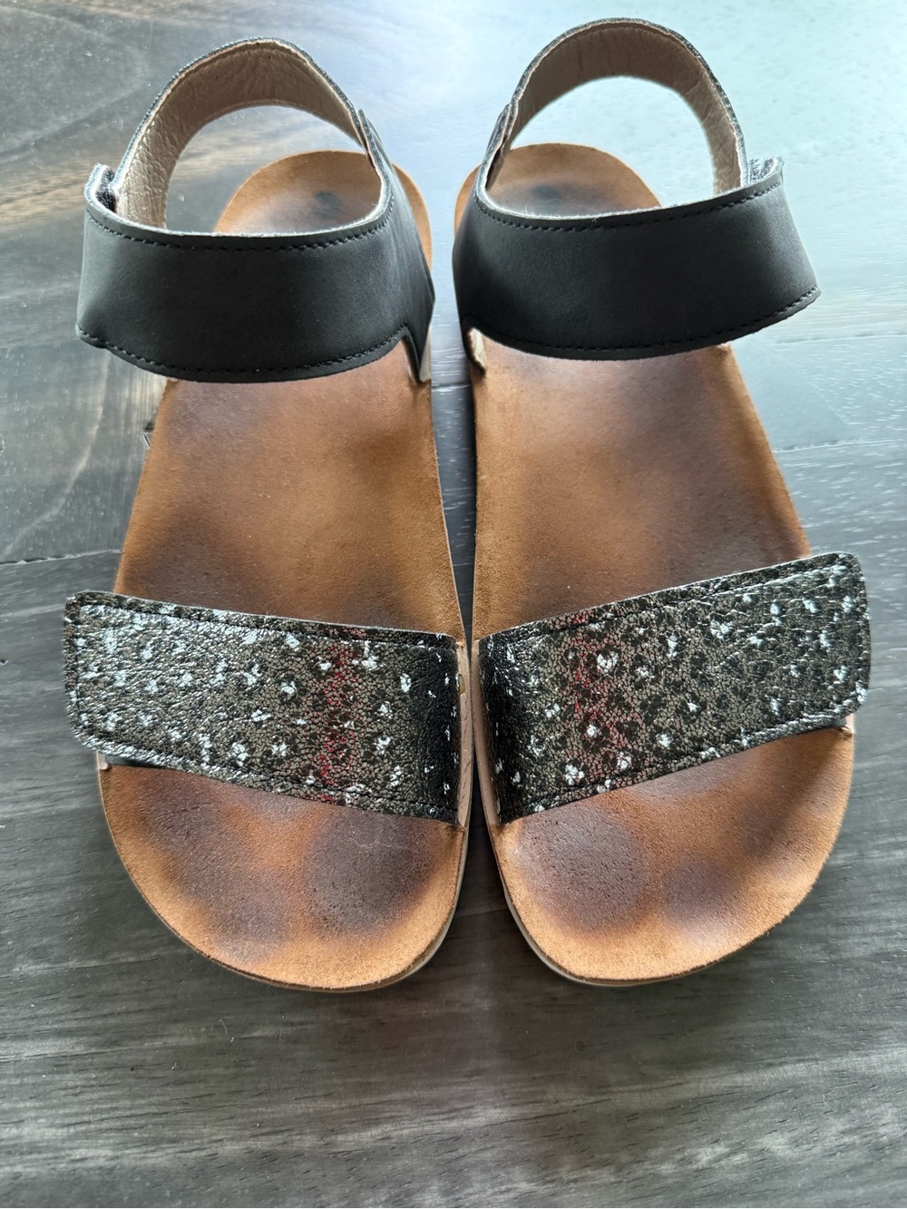 inblu 40 Flex-ima Soft Walking Metallic Print Adjustable Sandals EUC